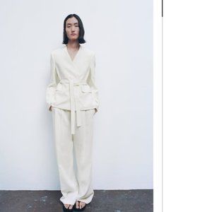 Linen Pants with Darts in Oyster White 2219/586